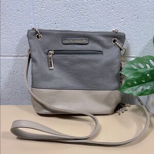 Kathy Ireland Gray and Cream Crossbody Bag​